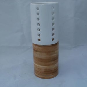 Kerzenhalter aus Holz und Keramik, 23 cm hoch