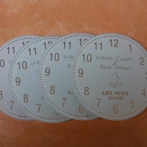 Untersetzer im 4er Set aus Glas, 9 cm