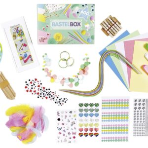 Bastel Set 'Frühling' 600 Teile | 5 Tonpapier Bögen | 3 Washi Tapes | 10 Chenille-Drähte | 20 Holzstäbchen | 90 Wackelaugen | 10 Wackelherzen | 50 Pompons | 36 Marabu Federn | 12 Holzklammern | 50 Papierstreifen 7 mm | 250 Papiersticker | 100 Diamant Stic